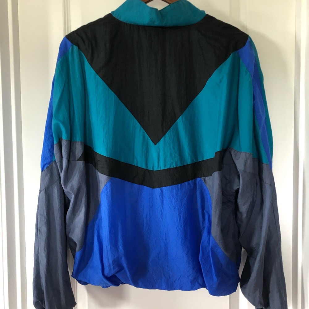 Color-Block Windbreaker - Picture 2 of 6